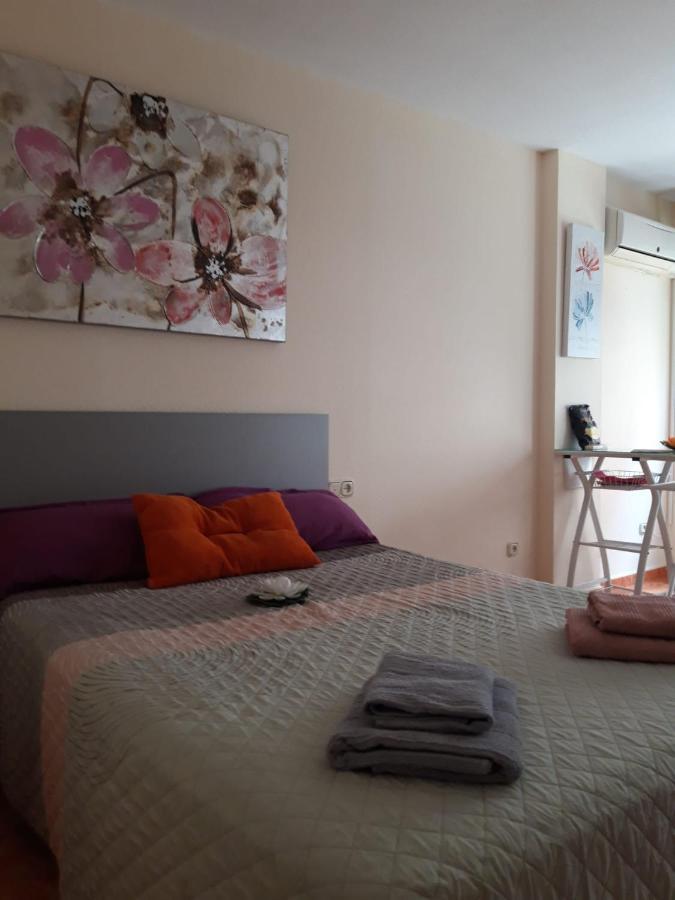 Almudena Estudio Torrevieja Bagian luar foto